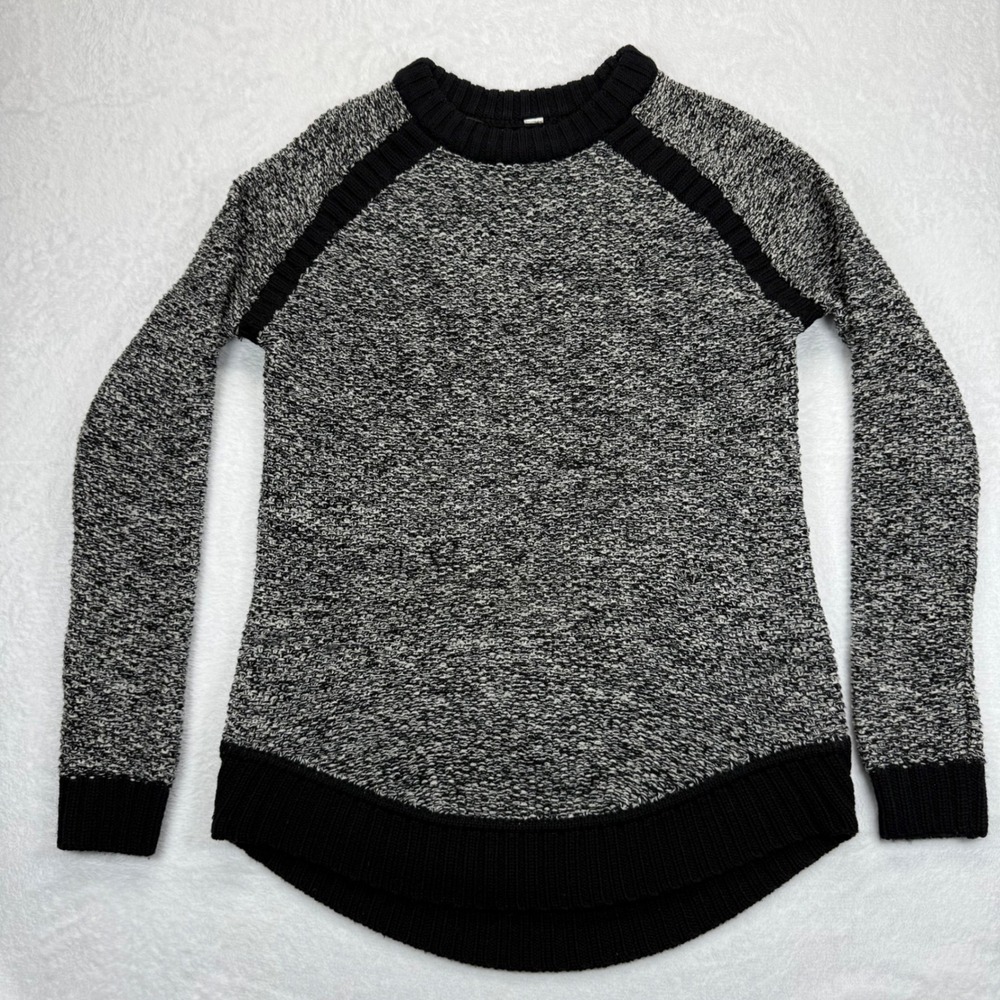 Lululemon Sweater Knit Black Gray Long Sleeve Pullover Relaxed Fit Casual Sz XS